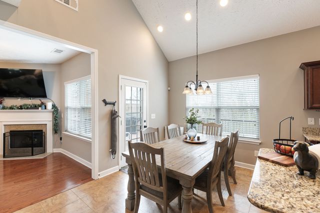 8109 Ochoa Ln, Brentwood, TN 37027