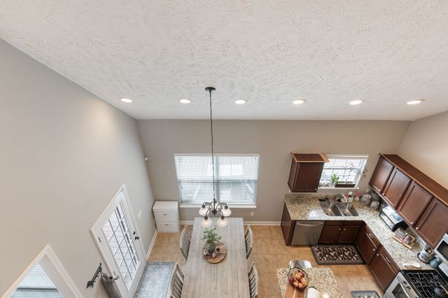 8109 Ochoa Ln, Brentwood, TN 37027