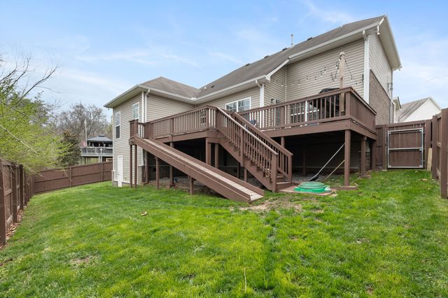 8109 Ochoa Ln, Brentwood, TN 37027