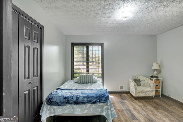 1188 Raymond Hill Road, Newnan, GA 30265