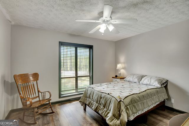 1188 Raymond Hill Road, Newnan, GA 30265