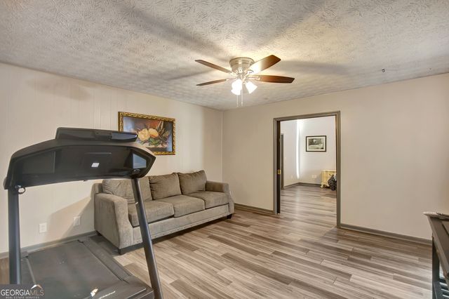 1188 Raymond Hill Road, Newnan, GA 30265