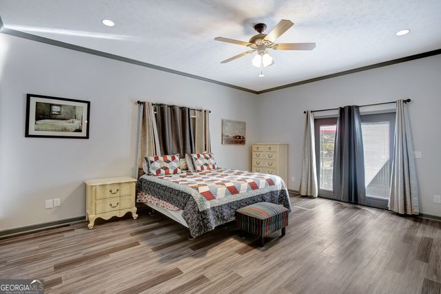 1188 Raymond Hill Road, Newnan, GA 30265