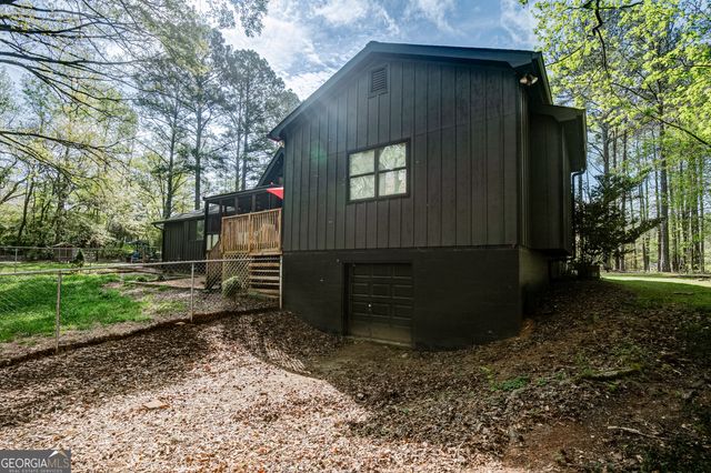 1188 Raymond Hill Road, Newnan, GA 30265