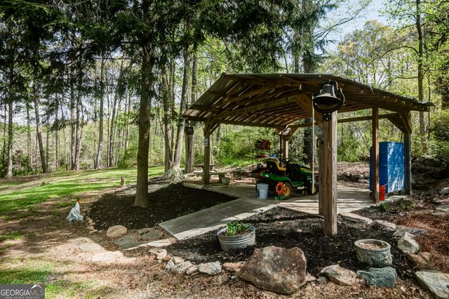 1188 Raymond Hill Road, Newnan, GA 30265