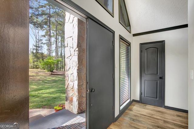 1188 Raymond Hill Road, Newnan, GA 30265