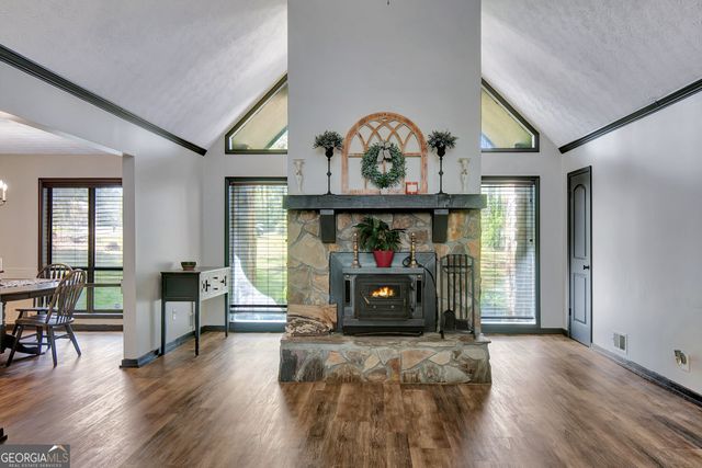 1188 Raymond Hill Road, Newnan, GA 30265