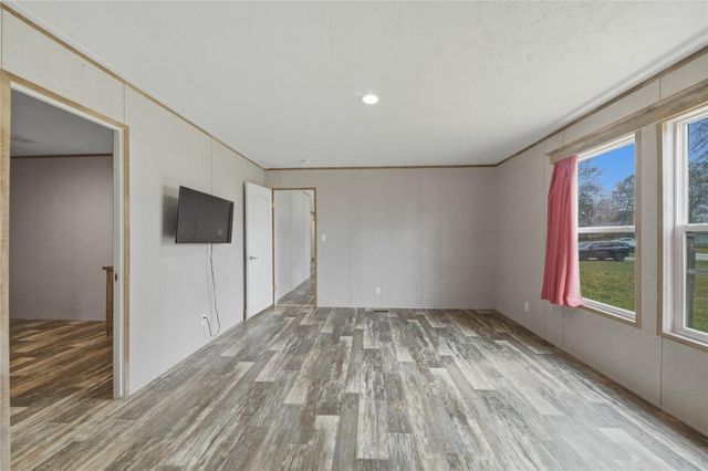 21613 County Road 37492, Cleveland, TX 77327
