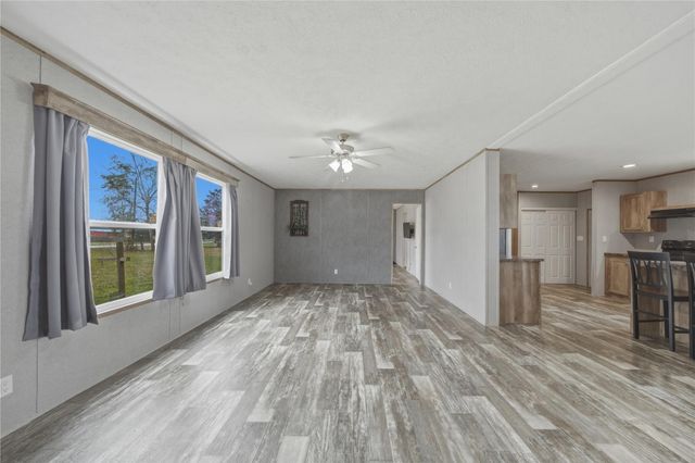 21613 County Road 37492, Cleveland, TX 77327