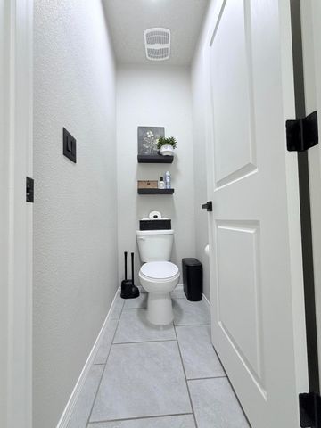1044 Grace Court NE, Rio Rancho, NM 87144