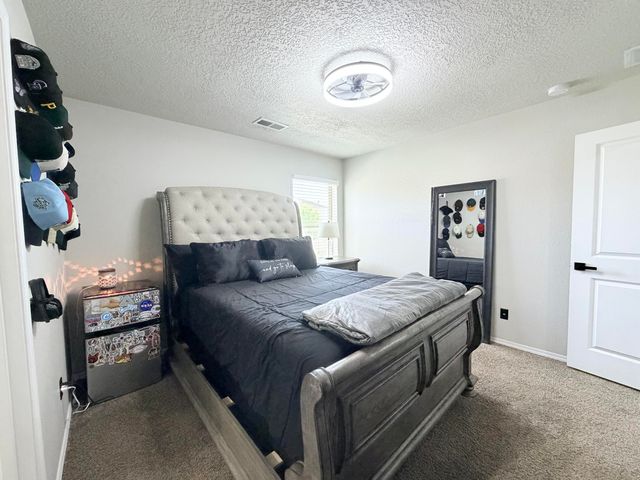 1044 Grace Court NE, Rio Rancho, NM 87144