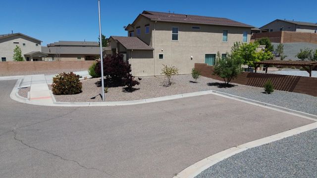 1044 Grace Court NE, Rio Rancho, NM 87144