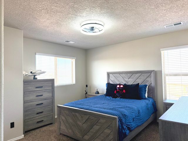 1044 Grace Court NE, Rio Rancho, NM 87144
