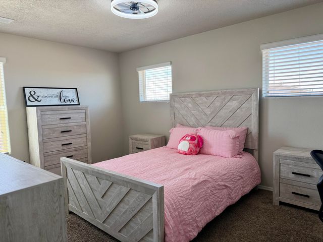 1044 Grace Court NE, Rio Rancho, NM 87144