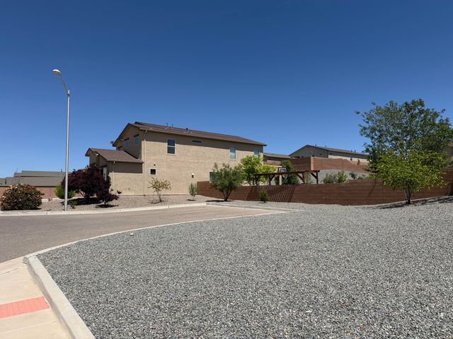 1044 Grace Court NE, Rio Rancho, NM 87144