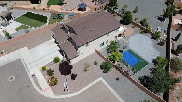 1044 Grace Court NE, Rio Rancho, NM 87144