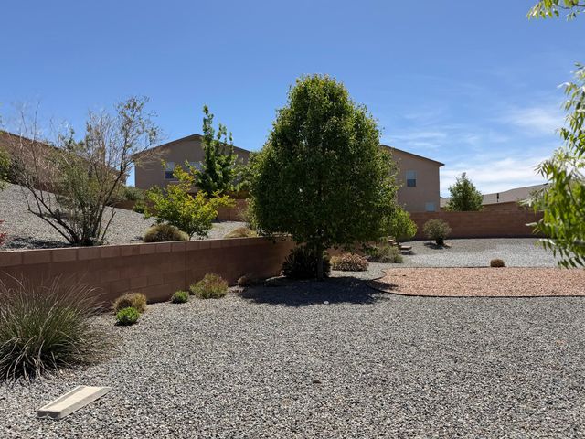1044 Grace Court NE, Rio Rancho, NM 87144