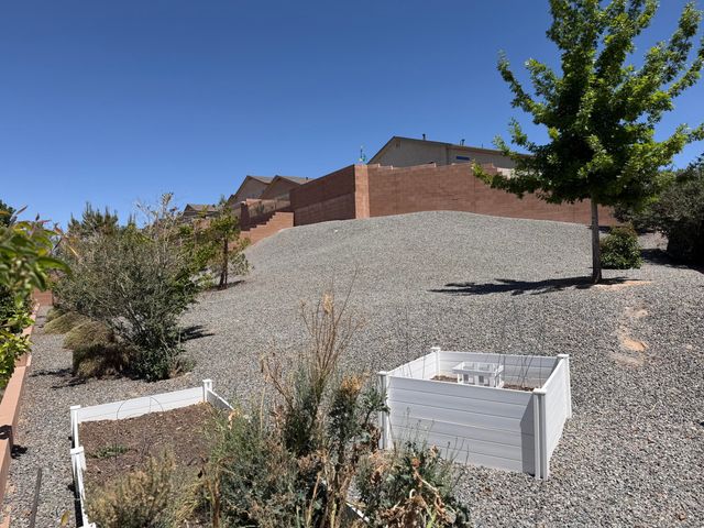 1044 Grace Court NE, Rio Rancho, NM 87144
