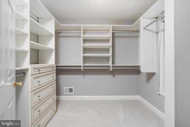 4 DOUGLAS FIR CT, Princeton, NJ 08540
