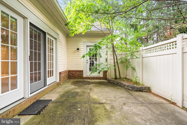 4 DOUGLAS FIR CT, Princeton, NJ 08540