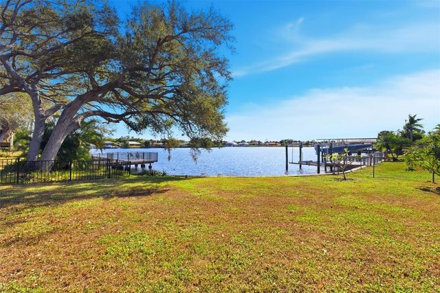 18379 MEYER AVENUE, Port Charlotte, FL 33948