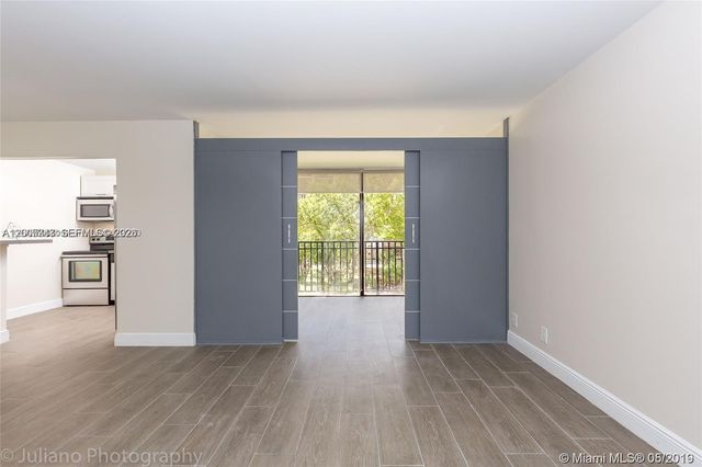 16919 N Bay Rd 218, Sunny Isles Beach, FL 33160