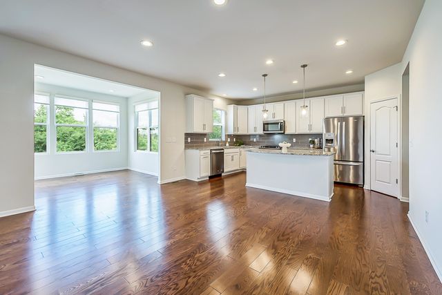 847 Groveland Circle, Ann Arbor, MI 48108