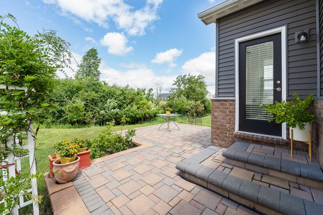 847 Groveland Circle, Ann Arbor, MI 48108