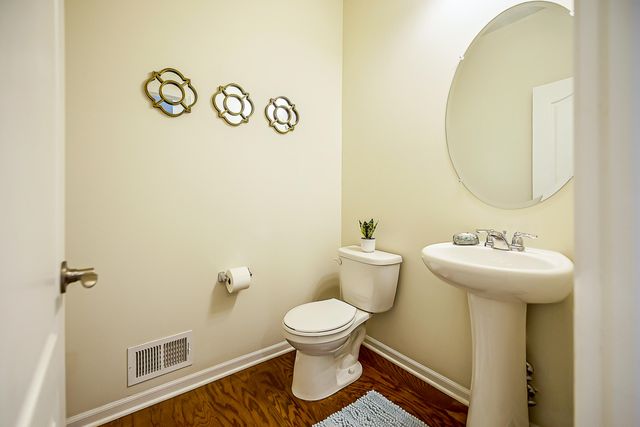 847 Groveland Circle, Ann Arbor, MI 48108