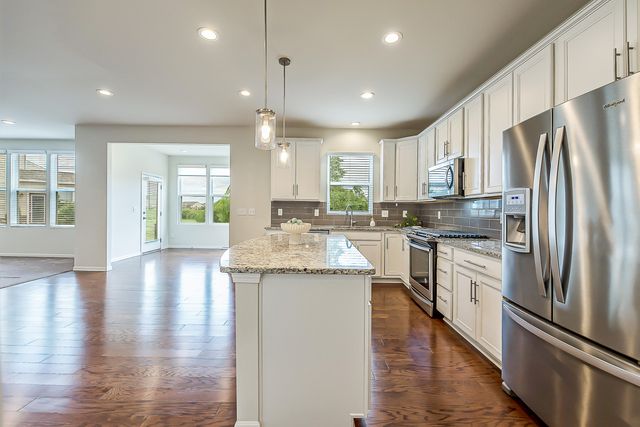 847 Groveland Circle, Ann Arbor, MI 48108