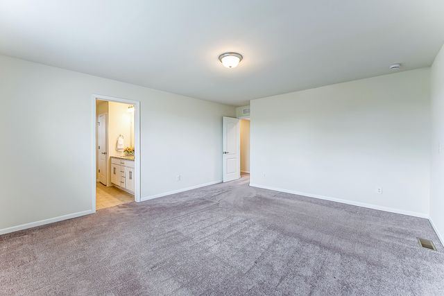 847 Groveland Circle, Ann Arbor, MI 48108