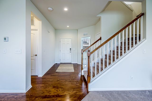 847 Groveland Circle, Ann Arbor, MI 48108
