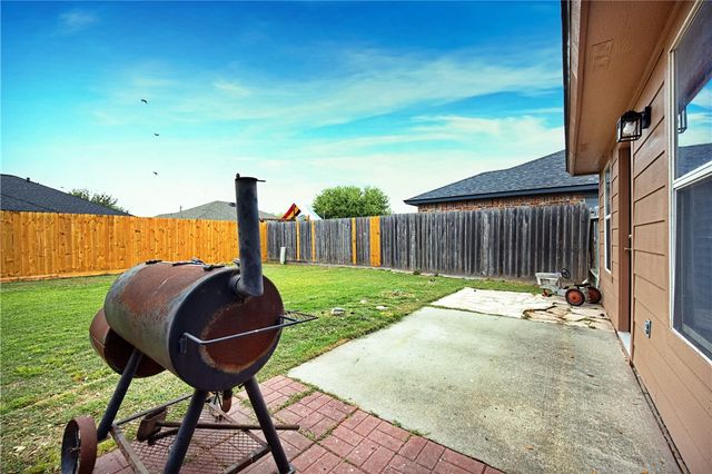 1004 La Mirada, Portland, TX 78374