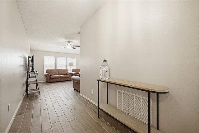 1004 La Mirada, Portland, TX 78374