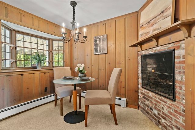 41 Pike St, Tewksbury, MA 01876
