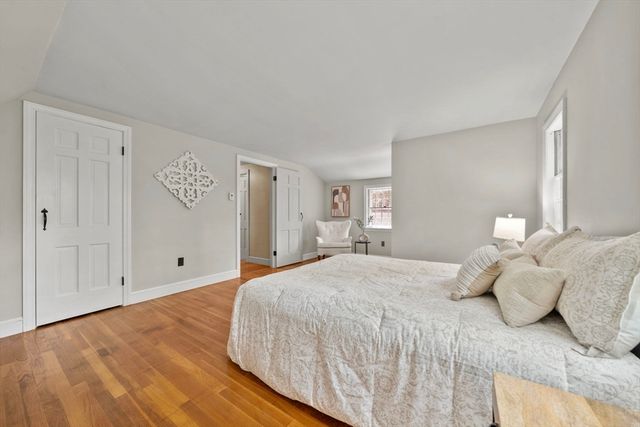 41 Pike St, Tewksbury, MA 01876