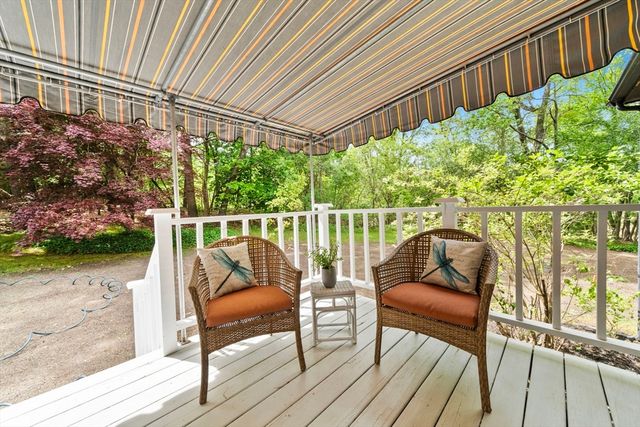 41 Pike St, Tewksbury, MA 01876