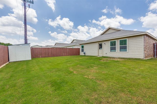 1376 Beach Drive, Pelican Bay, TX 76020