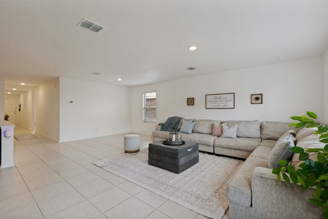 1376 Beach Drive, Pelican Bay, TX 76020