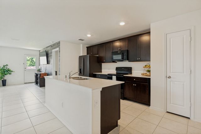 1376 Beach Drive, Pelican Bay, TX 76020