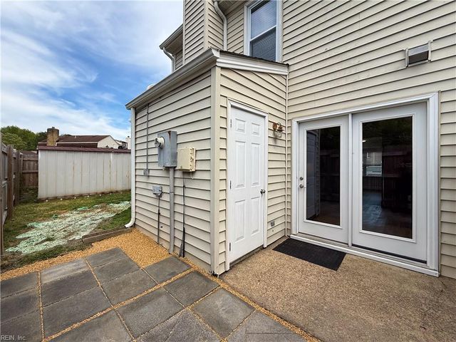 4606 Merrimac LN, Virginia Beach, VA 23455