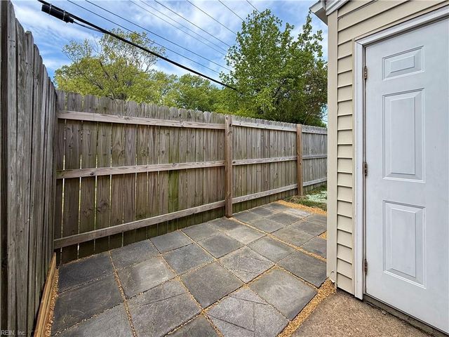 4606 Merrimac LN, Virginia Beach, VA 23455