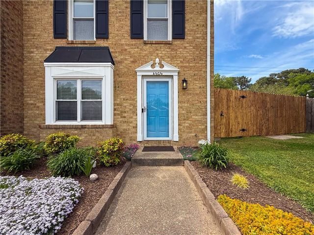 4606 Merrimac LN, Virginia Beach, VA 23455