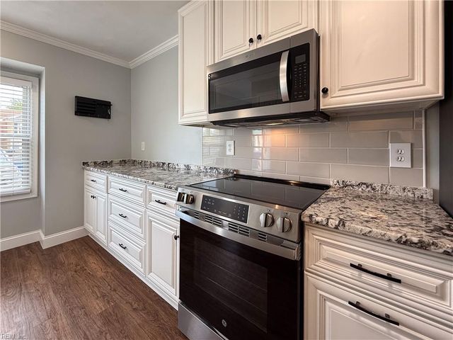 4606 Merrimac LN, Virginia Beach, VA 23455