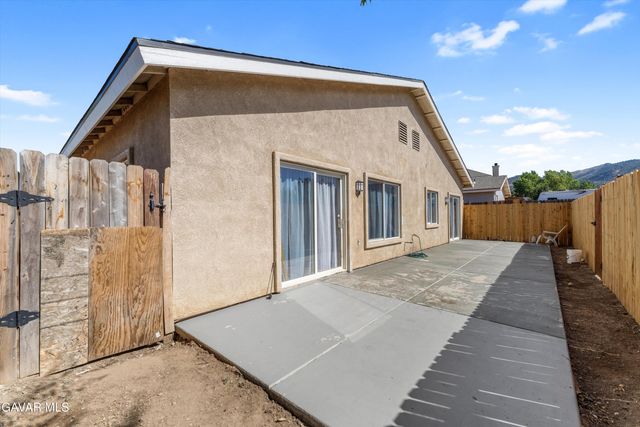 1001 Clearview Street, Tehachapi, CA 93561