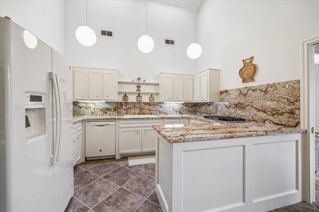 9612 Bayou Brook Street, Houston, TX 77063