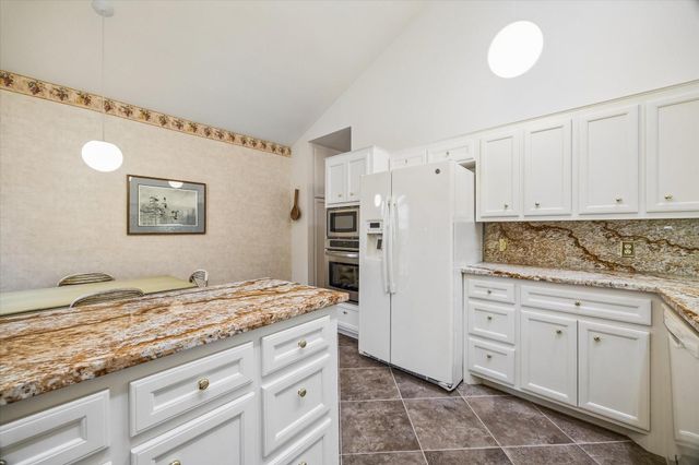 9612 Bayou Brook Street, Houston, TX 77063