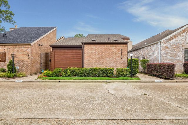 9612 Bayou Brook Street, Houston, TX 77063