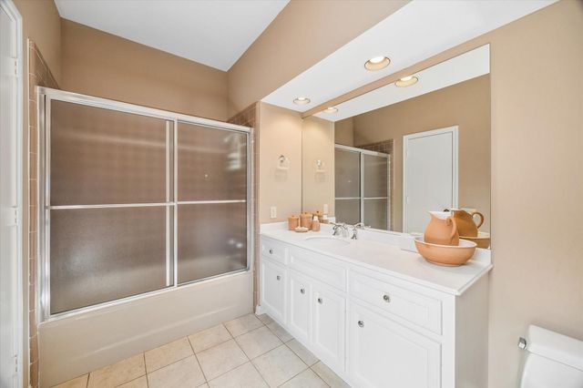 9612 Bayou Brook Street, Houston, TX 77063