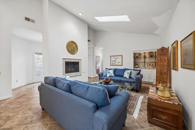 9612 Bayou Brook Street, Houston, TX 77063